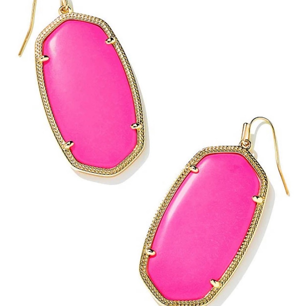 Kendra Scott Danielle drop pink earrings, 14k gold plated, Size: 2.24"L x 1"W